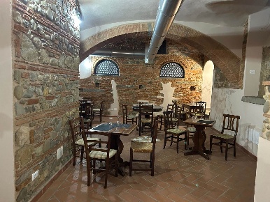 Foto Locale commerciale a Firenze Signoria - Uffizi di 350 m² con 10 locali