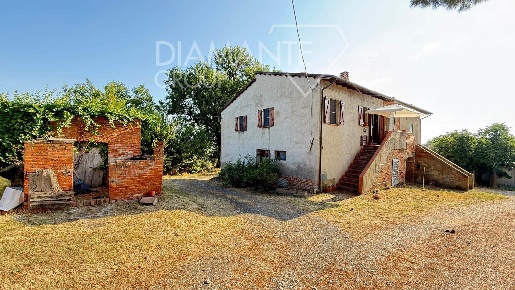 Foto Rustico a Castiglione del Lago Petrignano di 294 m² con 10 locali