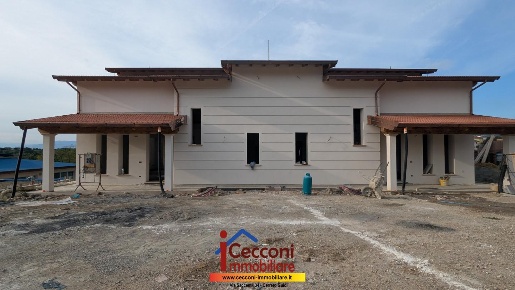 Foto Villa a schiera a Cerreto Guidi Lazzeretto di 180 m² con 7 locali