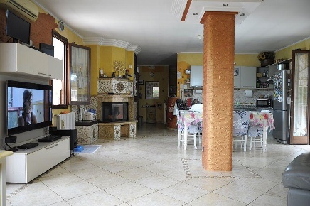 Foto Appartamento a Colle di Val d'Elsa Colle Bassa, Via Gramsci di 122 m²