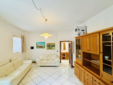 Foto Villa bifamiliare a Pietrasanta di 110 m² con 4 locali in vendita