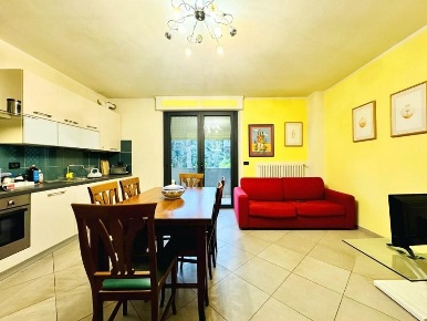 Foto Appartamento a Camaiore Lido di Camaiore di 76 m² con 4 locali