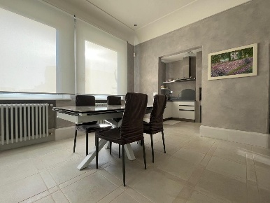 Foto Villa bifamiliare a Fucecchio Centro di 300 m² con 6 locali in vendita