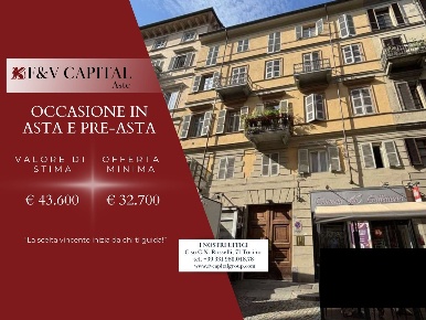 Foto Appartamento in Via Giuseppe Mazzini, Torino Via della Rocca di 33 m²