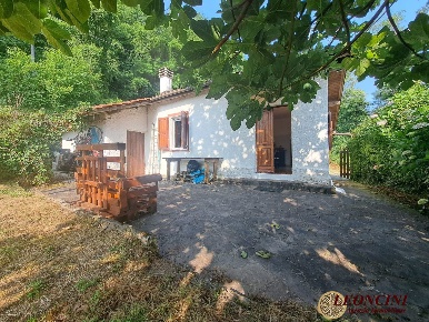 Foto Rustico in via costa d'orsola, Mulazzo di 90 m² con 4 locali
