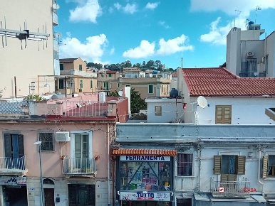 Foto Appartamento in Via Palermo, Messina Giostra di 65 m² con 2 locali