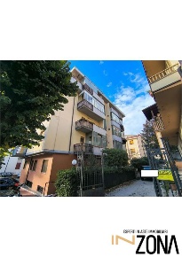 Foto Appartamento in Via Giuseppe Bonolis, Teramo Centro di 132 m²