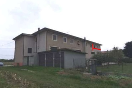 Foto Appartamento in Via Castrina, Travagliato di 75 m² con 4 locali