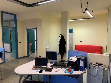 Foto Ufficio in via rodi 1, Brescia Brescia Due di 120 m² con 4 locali