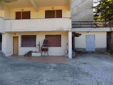 Foto Appartamento in Via Provinciale Ventasso, Ventasso Centro di 41 m²
