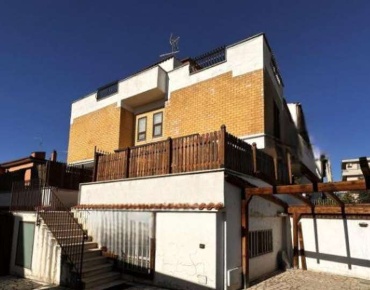 Foto Appartamento in Via Nociglia, Roma Torre Gaia di 26 m² con 2 locali