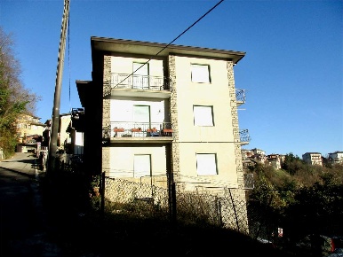 Foto Appartamento in via Alle Fonti, Rota d'Imagna Calchera Frontale