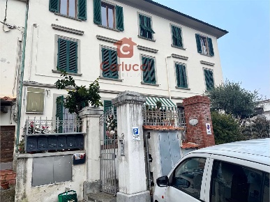 Foto Appartamento a Uzzano di 151 m² con 8 locali in vendita