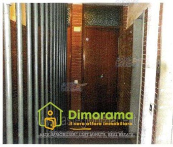 Foto Appartamento a Pistoia di 103 m² con 6 locali all'asta