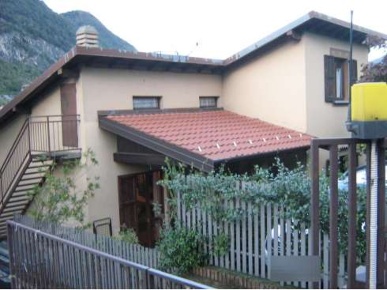 Foto Villa unifamiliare in Via Trieste, Castelmarte Centro di 118 m²