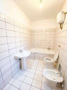 Foto Casa indipendente a Casarano di 180 m² con 9 locali in vendita