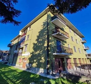 Foto Appartamento in Via Brodolini  8, Spino d'Adda di 91 m² con 3 locali