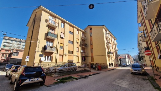 Foto Appartamento in VIA MASUCCI 5, Avellino di 100 m² con 4 locali