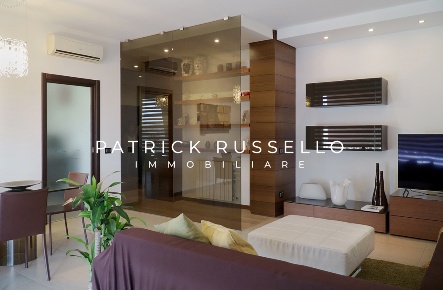 Foto Appartamento in Via Lupi  37, Gela Centro di 260 m² con 6 locali