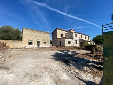 Foto Villa unifamiliare a Mazara del Vallo Trasmazzaro di 500 m² in vendita