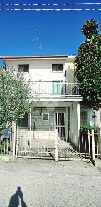 Foto Villa a schiera in VIA Variano, Rimini Torre Pedrera di 140 m²