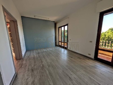Foto Appartamento a Camaiore Capezzano Pianore di 110 m² con 6 locali