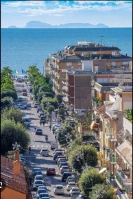Foto Appartamento in Viale della Vittoria, Terracina Centro di 110 m²