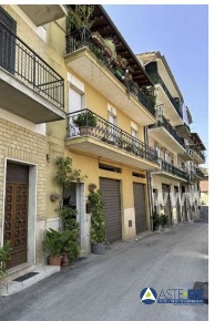 Foto Appartamento in Via G. di Vittorio, Sonnino Centro di 105 m²