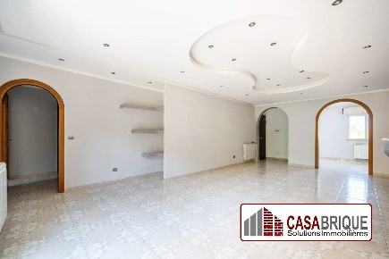 Foto Appartamento in Via Ugo La Malfa, Ficarazzi di 157 m² con 6 locali
