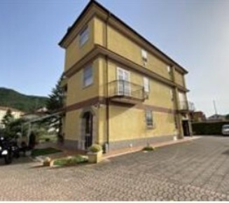 Foto Appartamento in Via dell'Unità d'Italia 8, Villanova d'Albenga Centro