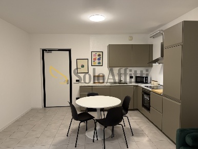 Foto Appartamento in Via 4 Novembre 328, Caronno Pertusella Centro di 60 m²