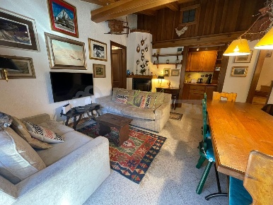 Foto Appartamento a Courmayeur Centro di 126 m² con 3 locali in vendita