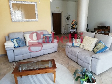 Foto Appartamento in Via Leonardo Da Vinci 3, Venafro Centro di 119 m²