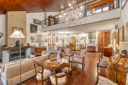 Foto Villa bifamiliare in Giuseppe Lelli, Pianoro di 300 m² con 5 locali