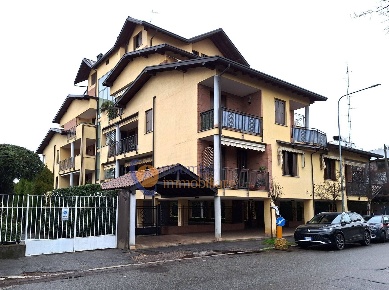 Foto Appartamento in via Caprera, Busto Arsizio Tribunale di 85 m²