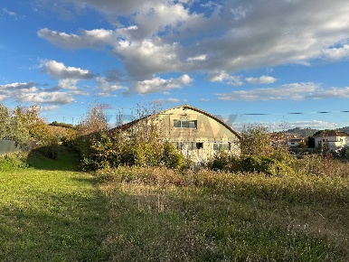 Foto Capannone industriale in Via Ceccacci, Maiolati Spontini Moie