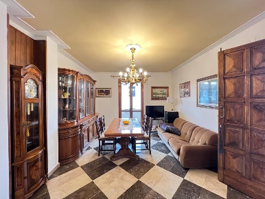 Foto Appartamento a Santa Maria a Monte Centro di 75 m² con 4 locali