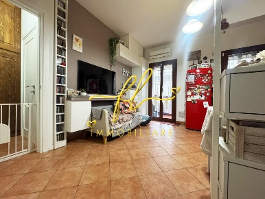 Foto Appartamento a Collesalvetti Vicarello di 84 m² con 3 locali