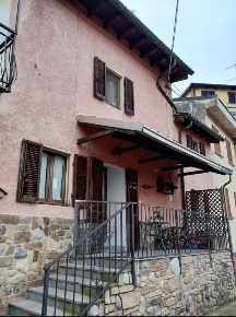 Foto Appartamento a Borgo Priolo Schizzola di 165 m² con 4 locali