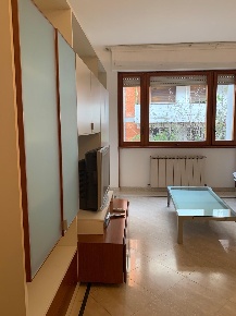 Foto Appartamento a Carrara Avenza di 110 m² con 4 locali in vendita