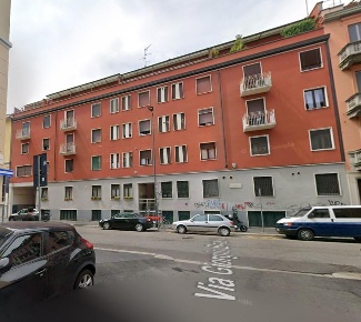 Foto Locale commerciale a Milano Pezzotti - Meda di 1953 m² con 5 locali