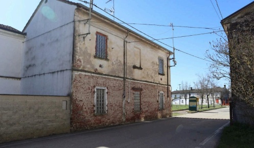 Foto Appartamento a Rosasco Rivoltella di 201 m² con 4 locali in vendita