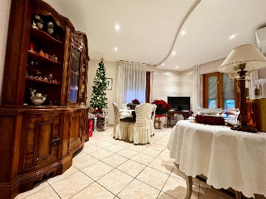 Foto Appartamento a Empoli Ospedale - Santa Maria di 105 m² con 5 locali