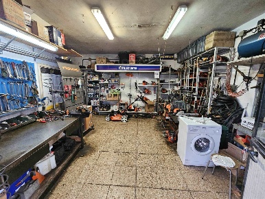 Foto Negozio a San Severino Marche Centro di 37 m² con 1 locali in vendita