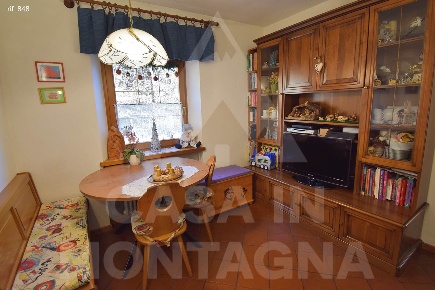 Foto Appartamento a Castello-Molina di Fiemme di 90 m² con 3 locali