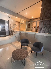 Foto Appartamento a Mantova Centro di 115 m² con 4 locali in vendita