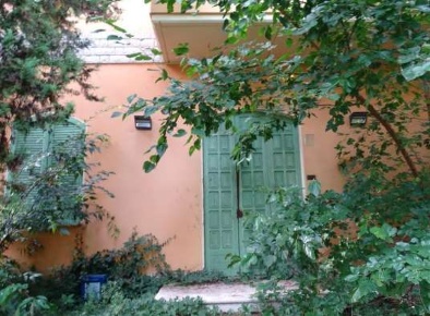 Foto Appartamento in Via Giuseppe Mazzini, Roverbella Centro di 272 m²