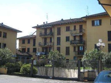 Foto Appartamento in Piazza F.lli Cervi, Lentate sul Seveso Centro all'asta
