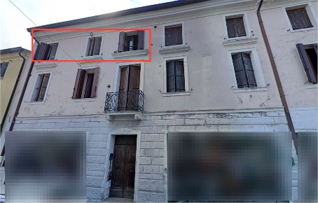 Foto Appartamento in Via Pinzon, Badia Polesine Centro di 112 m² all'asta