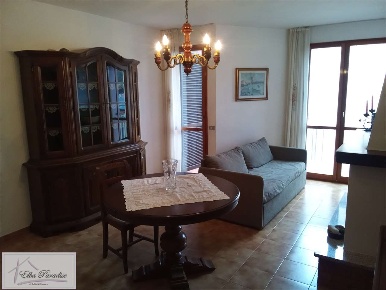 Foto Appartamento in Via Pocar 3, Marciana Marina Centro di 96 m²